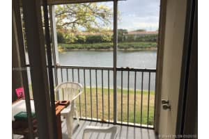 4555 NW 99th Ave, Doral, FL 33178, Sold 04/17/18