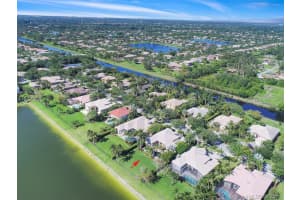 2900 W Lake Vista Cir, Davie, FL 33328, Sold 01/25/19