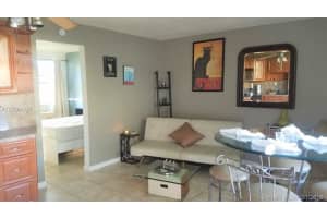345 Michigan Ave, Miami Beach, FL 33139, Sold 04/30/18