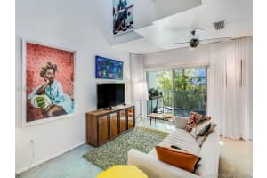 734 Michigan Ave, Miami Beach, FL 33139, Sold 04/19/18