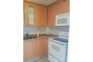 401 Golden Isles Dr, Hallandale Beach, FL 33009, Sold 03/27/18