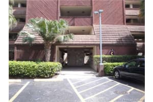 471 Ives Dairy Rd, Miami, FL 33179, Sold 03/02/18