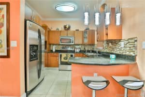 17986 NW 74th Ct, Hialeah, FL 33015, Sold 02/28/18