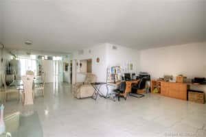 5825 Collins Ave # Ph1-J, Miami Beach, FL 33140, Sold 08/07/18