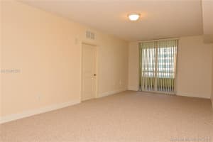 170 SE 14th St, Miami, FL 33131, Sold 04/26/18