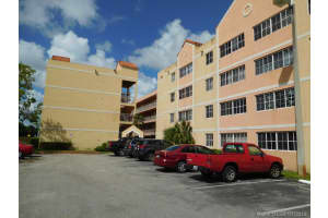 6195 NW 186th St, Hialeah, FL 33015, Sold 08/03/18