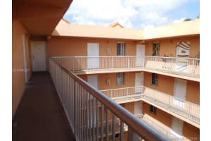 6195 NW 186th St, Hialeah, FL 33015, Sold 08/03/18