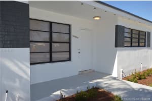 21410 NE 24th Ct, Miami, FL 33180, Sold 05/03/18