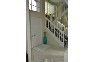 231 NE 212th St, Miami, FL 33179, Sold 03/30/18