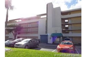 8860 Fontainebleau Blvd, Miami, FL 33172, Sold 02/15/18