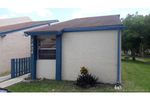 7424 NW 34th St, Lauderhill, FL 33319, Sold 02/27/18