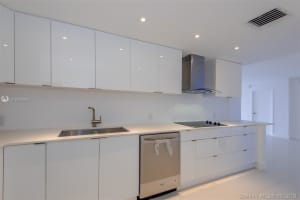 5701 Collins Ave PH 15, Miami Beach, FL 33140, Sold 11/15/19