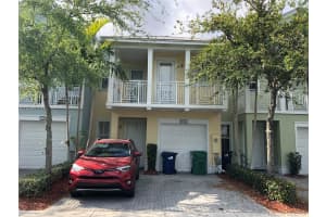 10704 NW 77th St, Doral, FL 33178, Sold 12/07/18