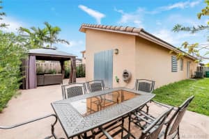 8707 SW 214th St, Cutler Bay, FL 33189, Sold 02/15/18