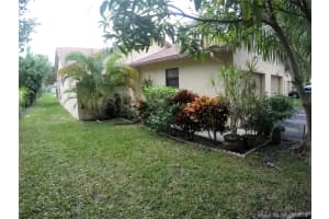 5290 Gate Lake Rd, Tamarac, FL 33319, Sold 03/13/18