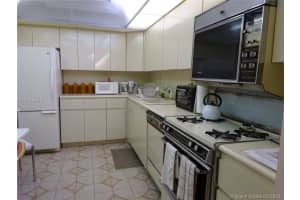 3140 S Ocean Dr, Hallandale Beach, FL 33009, Sold 03/16/18