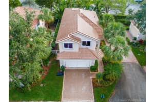 100 NW 106th Ave, Plantation, FL 33324, Sold 03/29/18