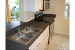 9620 NW 2nd St, Pembroke Pines, FL 33024, Sold 02/05/18