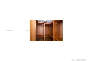 218 SE 14th St, Miami, FL 33131, Sold 02/09/18