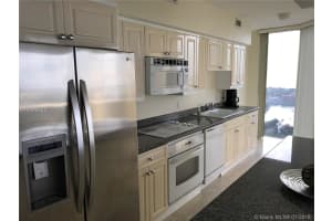 4779 Collins Ave, Miami Beach, FL 33140, Sold 03/06/18