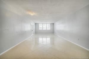 5825 Collins Ave #2e, Miami Beach, FL 33140, Sold 05/30/18