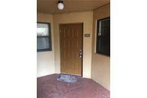 15575 Miami Lakeway N, Miami Lakes, FL 33014, Sold 02/08/18