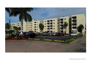 8075 NW 7th St, Miami, FL 33126, Sold 02/21/19