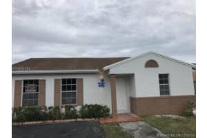 8461 NW 193rd Ln, Hialeah, FL 33015, Sold 05/01/18