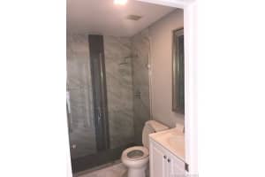 8461 NW 193rd Ln, Hialeah, FL 33015, Sold 05/01/18