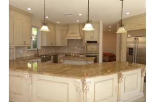 1927 SE 22nd Dr, Homestead, FL 33035, Sold 02/20/18