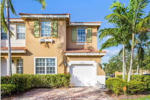 3190 NE 11th St, Homestead, FL 33033, Sold 03/16/18