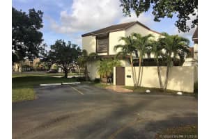 585 NW 99th Pl, Miami, FL 33172, Sold 04/27/18