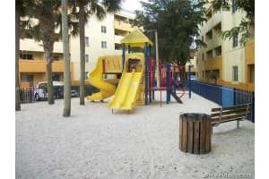 19 SW 82nd Ln, Miami, FL 33193, Sold 08/31/18