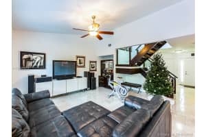 4807 NW 98th Pl, Doral, FL 33178, Sold 04/05/18
