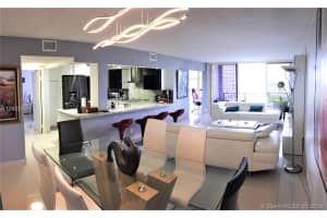 400 Leslie Dr, Hallandale Beach, FL 33009, Sold 02/26/18