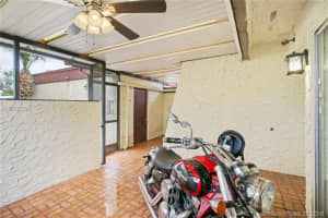 9632 Oakburst Ln E9, Tamarac, FL 33321, Sold 03/16/18