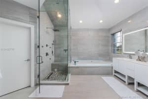 3713 NE 201st St, Aventura, FL 33180, Sold 07/26/18