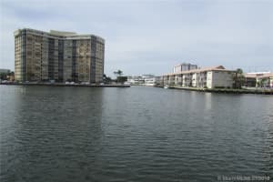 1833 S Ocean Dr PH 8, Hallandale Beach, FL 33009, Sold 06/15/18