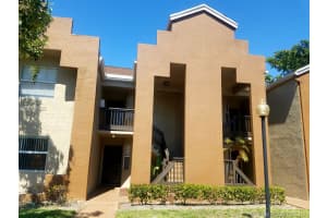 11371 SW 3rd St, Pembroke Pines, FL 33025, Sold 04/30/18
