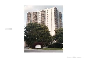3375 N Country Club Dr, Miami, FL 33180, Sold 10/05/18