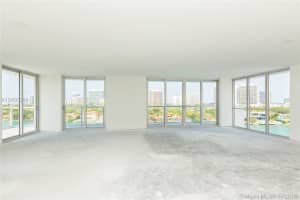 9901 E Bay Harbor Dr, Bay Harbor Islands, FL 33154, Sold 12/28/18