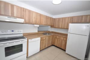 8635 NW 8th St, Miami, FL 33126, Sold 03/21/18