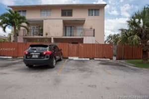 15690 SW 82nd Cir Ln, Miami, FL 33193, Sold 11/08/18