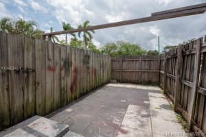 15690 SW 82nd Cir Ln, Miami, FL 33193, Sold 11/08/18