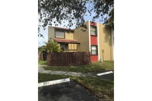 10304 NW 9th St Cir, Miami, FL 33172, Sold 04/03/18