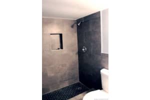 10304 NW 9th St Cir, Miami, FL 33172, Sold 04/03/18