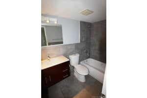 10304 NW 9th St Cir, Miami, FL 33172, Sold 04/03/18