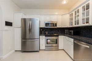 21175 Mainsail Cir APT E12, Aventura, FL 33180, Sold 03/08/18