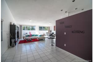 10250 NW 52nd Ln, Doral, FL 33178, Sold 06/29/18