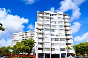 1200 NE Miami Gardens Dr #821w, Miami, FL 33179, Sold 03/28/18